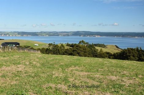 Photo of property in 1 Te Wairoa Lane, Tinopai, Matakohe, 0593