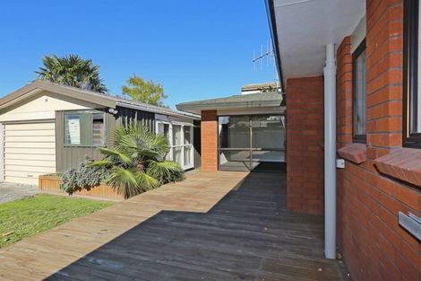 Photo of property in 77 Avondale Road, Taradale, Napier, 4112