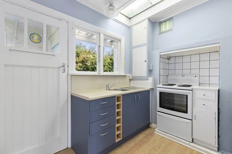 Photo of property in 32 Flora Dora Parade, Lake Hawea, Wanaka, 9382