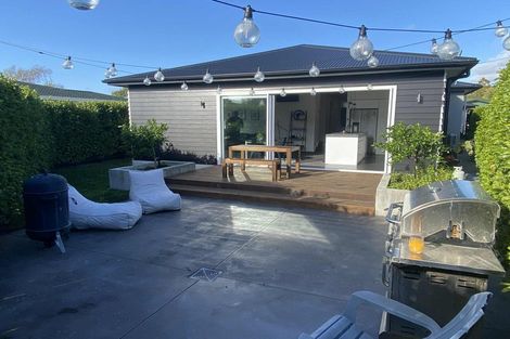 Photo of property in 9 Salisbury Avenue, Terrace End, Palmerston North, 4410