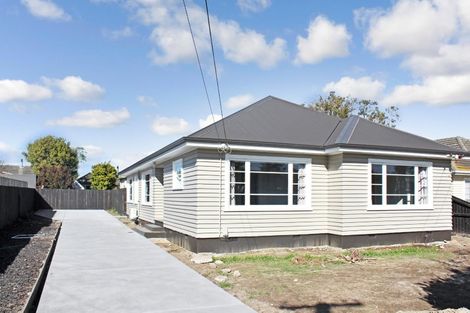 Photo of property in 240 Weston Road, Mairehau, Christchurch, 8052