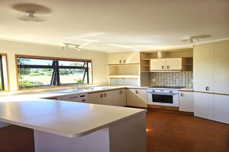 Photo of property in 58 Welcome Bay Road, Welcome Bay, Tauranga, 3112