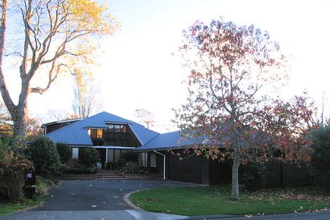 Photo of property in 49 Karu Crescent, Waikanae, 5036