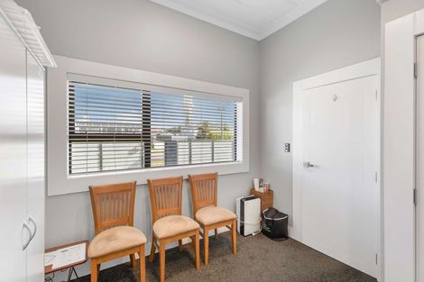 Photo of property in 42 Collins Street, Hawera, 4610
