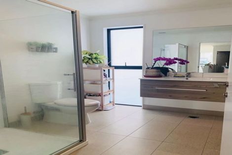 Photo of property in 28d Ian Morrison Road, Hobsonville, Auckland, 0616