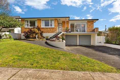 Photo of property in 6 Arnot Avenue, Clouston Park, Upper Hutt, 5018