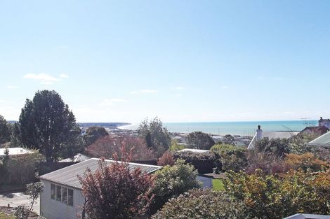 Photo of property in 19 Greta Street, South Hill, Oamaru, 9400