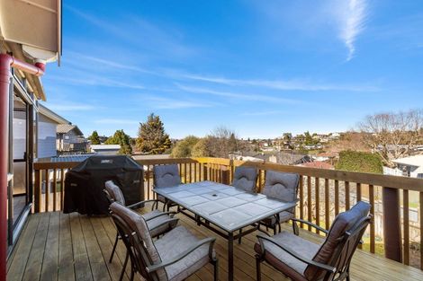 Photo of property in 132 Dinsdale Road, Dinsdale, Hamilton, 3204