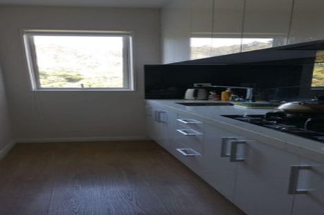 Photo of property in 28 Golden Morning Drive, Albany Heights, Auckland, 0632