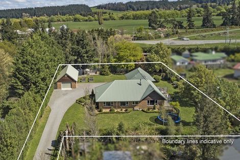 Photo of property in 18 Queen Street, Coalgate, 7673