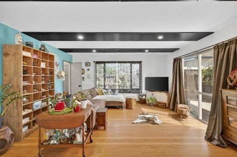 Photo of property in 2/44 Shakespeare Road, Waltham, Christchurch, 8023