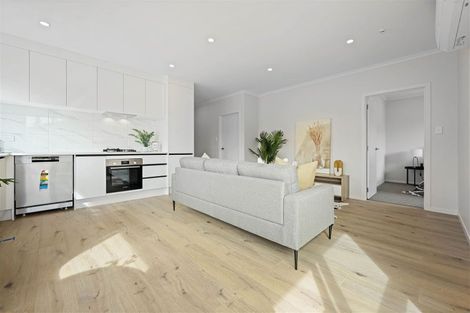 Photo of property in 48u1 Heath Street, Saint Andrews, Hamilton, 3200