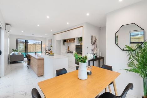 Photo of property in 42 Waituarua Drive, Takanini, 2112