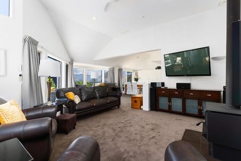 Photo of property in 66 Hensman Road, Queenstown, 9300