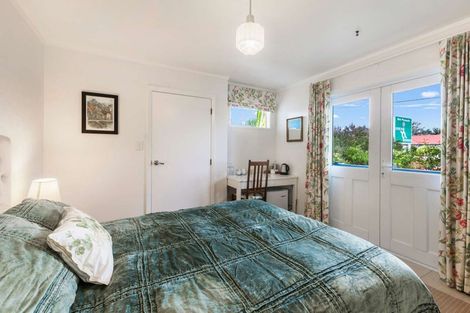 Photo of property in 173 Waihi Road, Hawera, 4610