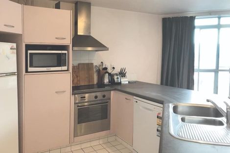 Photo of property in Grandstand Apartments, 12/80u Kent Terrace, Mount Victoria, Wellington, 6011