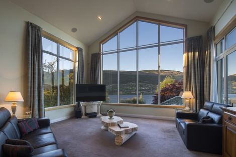 Photo of property in 371 Peninsula Road, Kelvin Heights, Queenstown, 9300