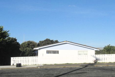 Photo of property in 54 Herewini Street, Titahi Bay, Porirua, 5022