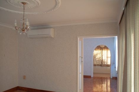 Photo of property in 173 Ngatai Road, Otumoetai, Tauranga, 3110