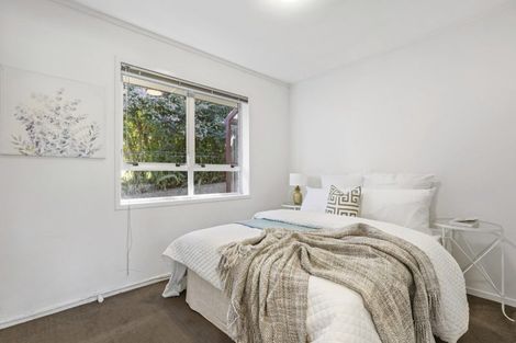 Photo of property in 2/6 Ingram Street, Papakura, 2110