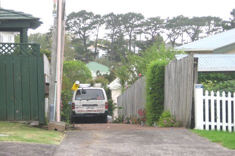 Photo of property in 52 Colonial Road, Birkenhead, Auckland, 0626
