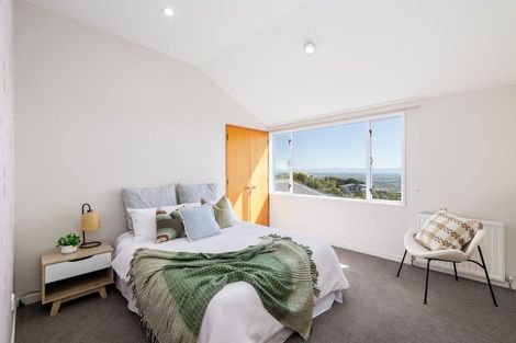 Photo of property in 12 Belleview Terrace, Mount Pleasant, Christchurch, 8081