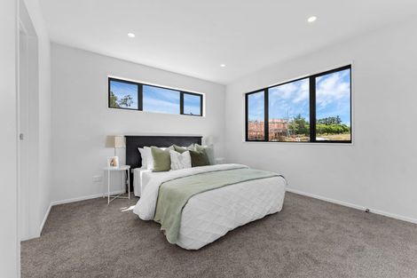 Photo of property in 7 Greenbrier Street, Westgate, 0814