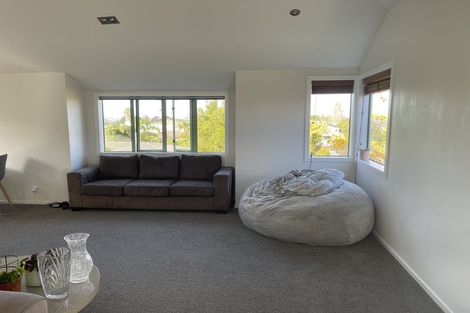 Photo of property in 1/4 Richards Avenue, Forrest Hill, Auckland, 0620
