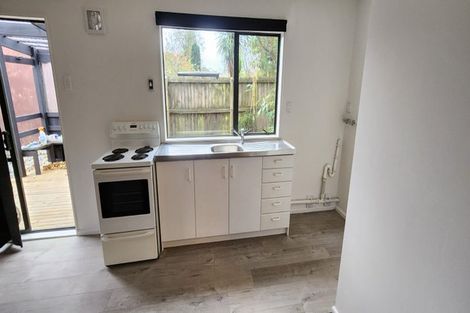 Photo of property in 82 Northcote Road, Northcote, Christchurch, 8052