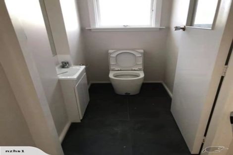 Photo of property in 52a Memorial Avenue, Ilam, Christchurch, 8053