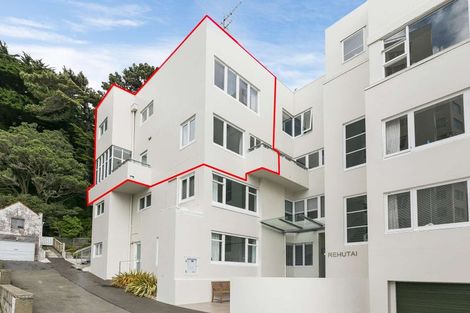 Photo of property in Rehutai Flats, 268u5 Oriental Parade, Oriental Bay, Wellington, 6011