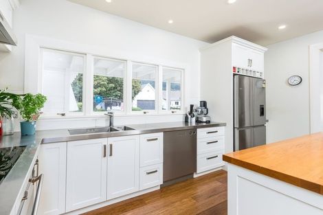 Photo of property in 10 Roma Way, Waitarere, 5510