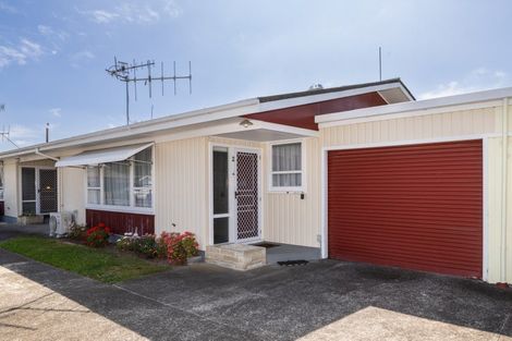 Photo of property in 2/24 White Street, Taradale, Napier, 4112