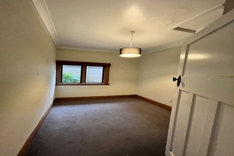 Photo of property in 75 Todman Street, Brooklyn, Wellington, 6021