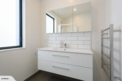Photo of property in 74u6 Derwent Street, Island Bay, Wellington, 6023