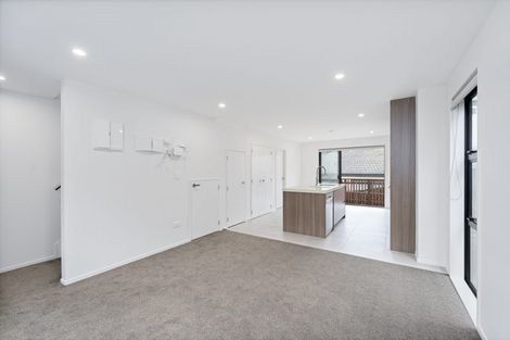 Photo of property in 18/106 Triangle Road, Massey, Auckland, 0614