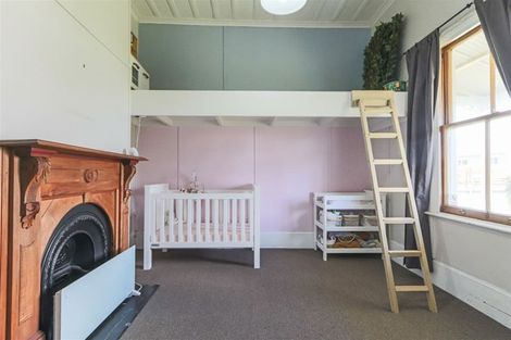 Photo of property in 19 Richmond Street, Inglewood, 4330