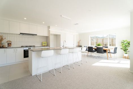 Photo of property in 47 Stockport Grove, Churton Park, Wellington, 6037