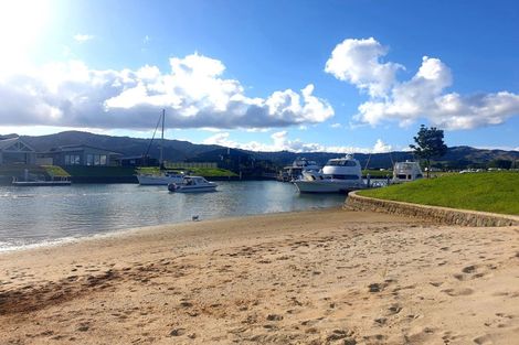 Photo of property in 70 Leeward Drive, Whitianga, 3510