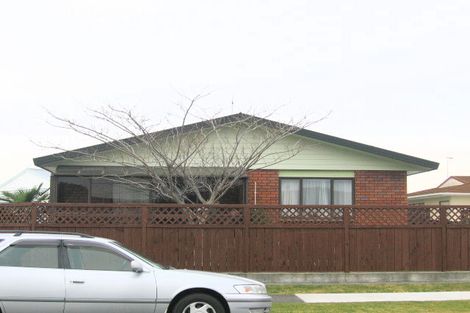 Photo of property in 3/17 Townshend Crescent, Greenmeadows, Napier, 4112