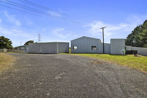 Photo of property in 435 Barrett Road, Omata, New Plymouth, 4374
