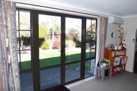 Photo of property in 14 Resolution Place, Bryndwr, Christchurch, 8053