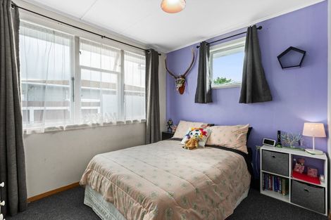 Photo of property in 10 Wallis Place, Onekawa, Napier, 4110