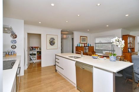 Photo of property in 32 Te Whenu Crescent, Marshland, Christchurch, 8083