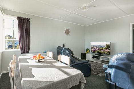 Photo of property in 3 Freyberg Terrace, Waipukurau, 4200