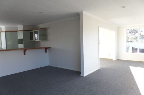 Photo of property in 8 Stretton Street, Bishopdale, Christchurch, 8053