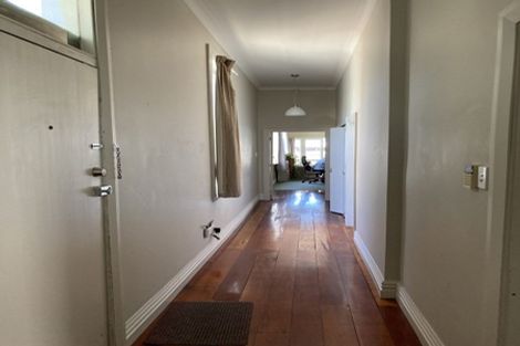 Photo of property in 3 Carrington Street, Mount Cook, Wellington, 6021