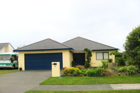 Photo of property in 38 Alec Craig Way, Gulf Harbour, Whangaparaoa, 0930