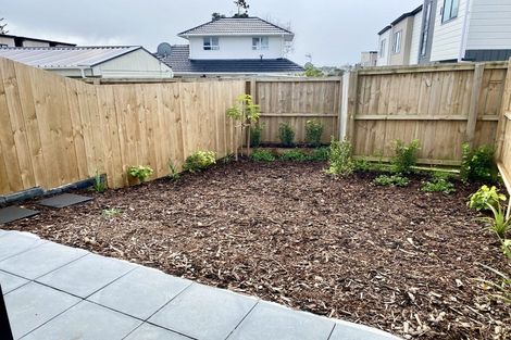 Photo of property in 47 Paetai Lane, Te Atatu Peninsula, 0610