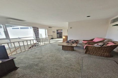 Photo of property in 542 South Titirangi Road, Titirangi, Auckland, 0604